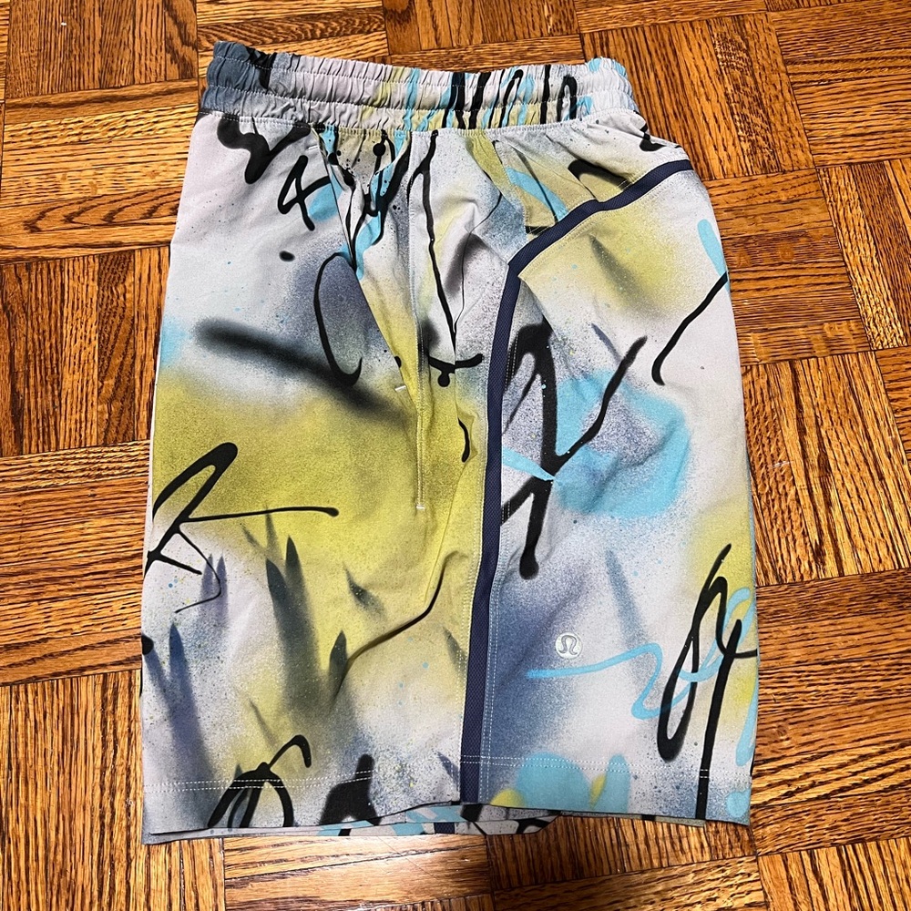 Lululemon 7’ Small Linerless Pace Breakers - Graffiti (Symbolized Multi)